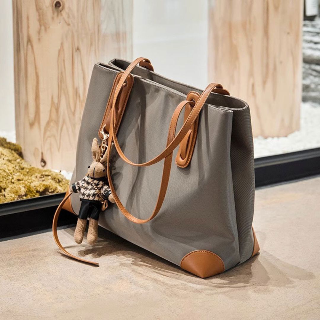 Éclat de Nuit Handbag