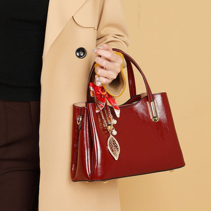 Windsor Pearl Handbag