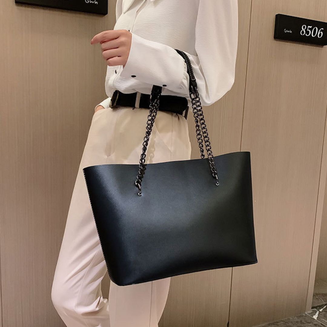 Nuit de Satin Handbag