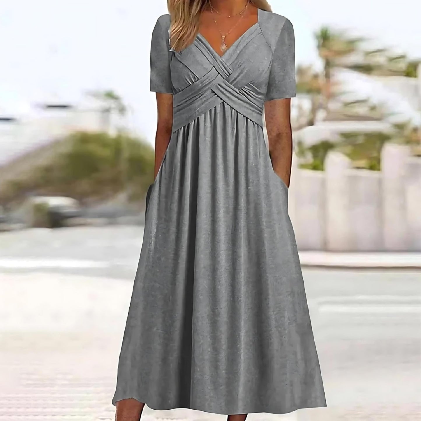 Liselot | Midi Dress with Timeless Class