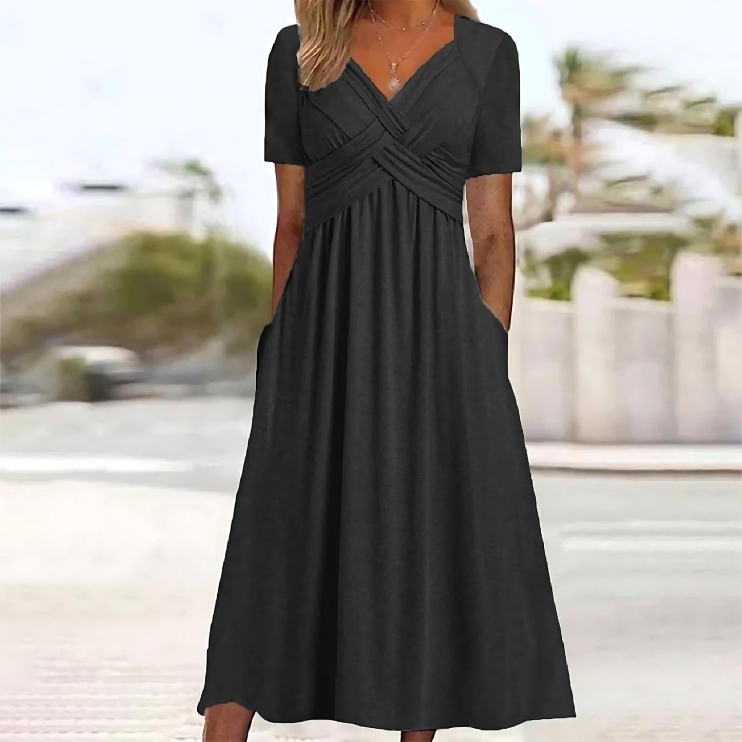 Liselot | Midi Dress with Timeless Class