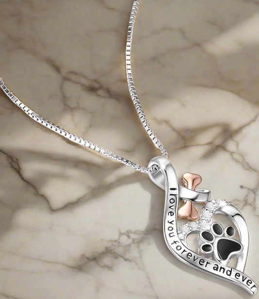 Collier Lucky Paw avec cœur, os et symbole infini